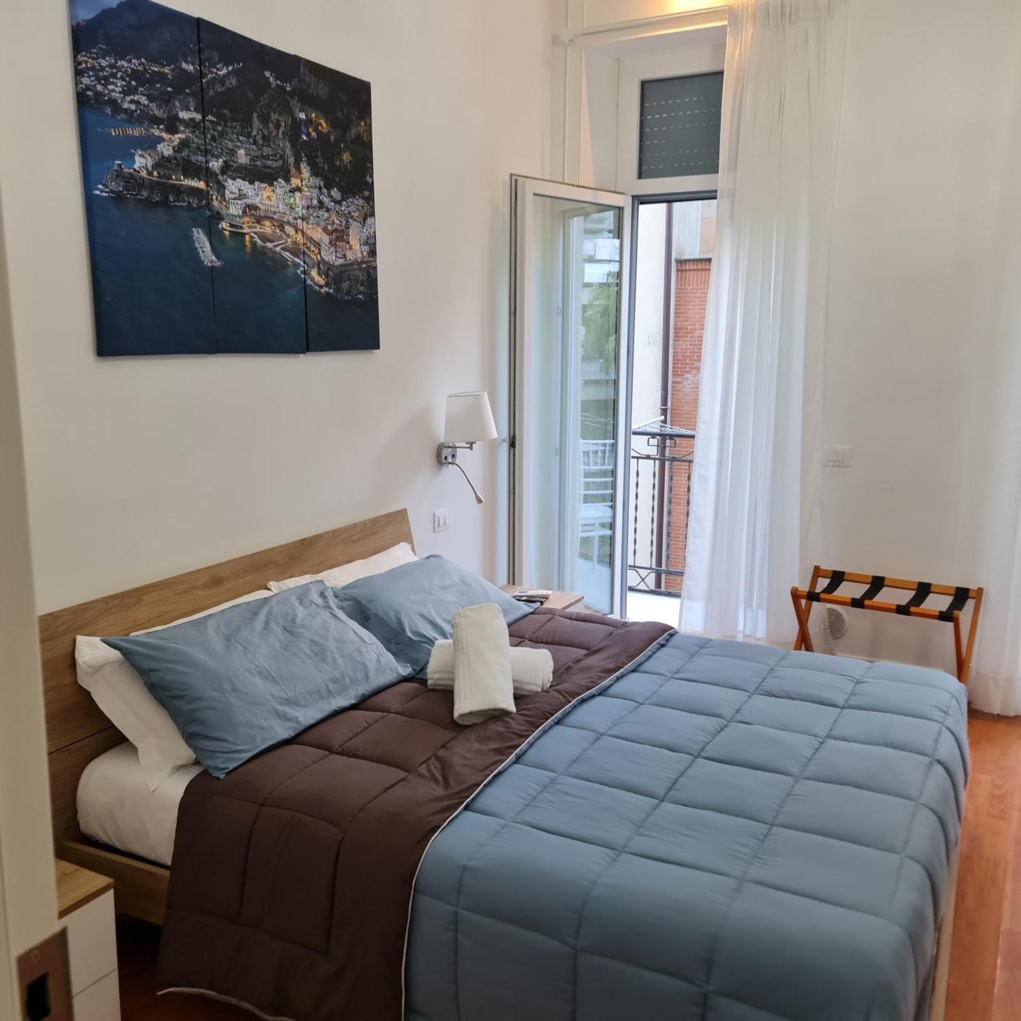 Mare Fuori B&B Salerno Cameră foto