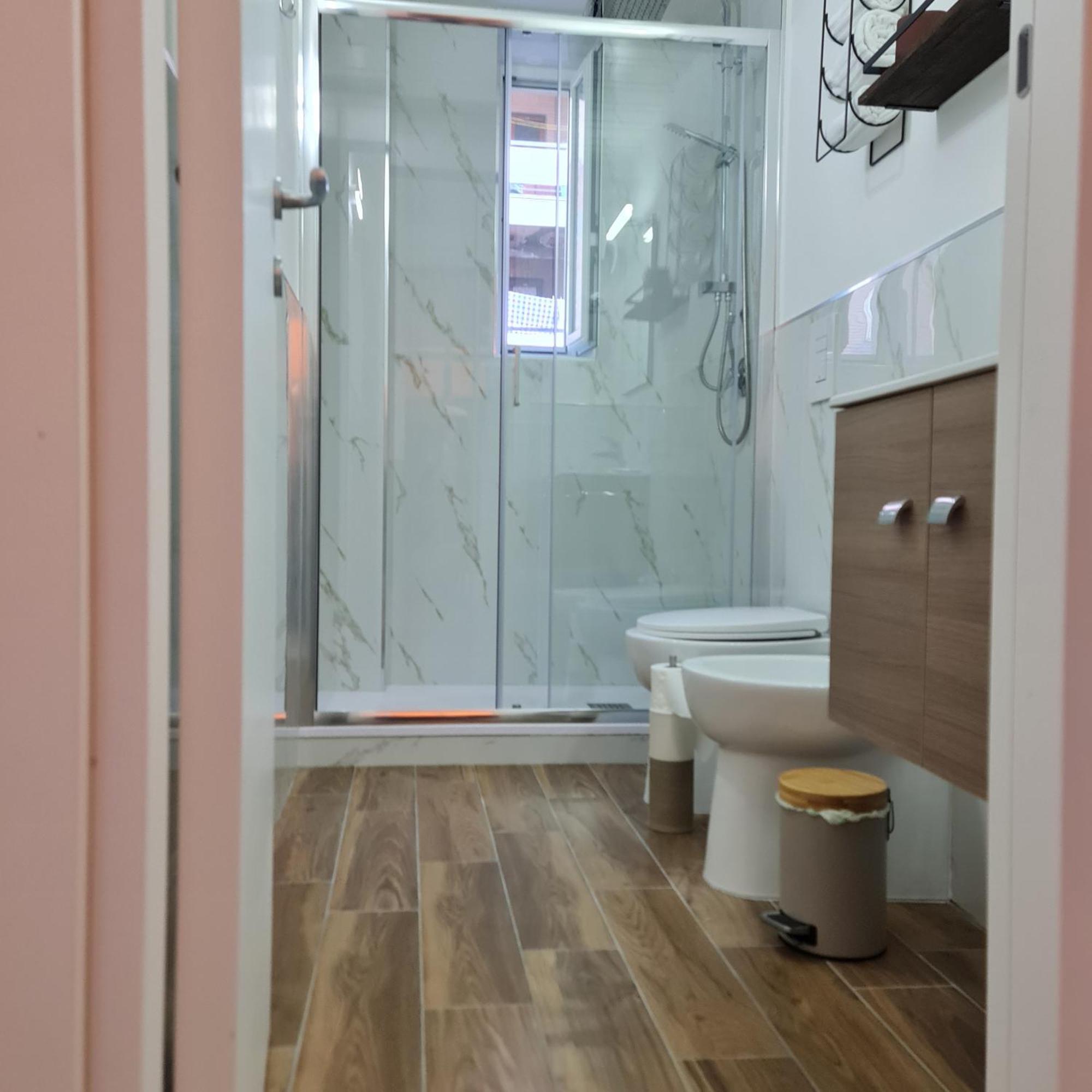 Mare Fuori B&B Salerno Cameră foto