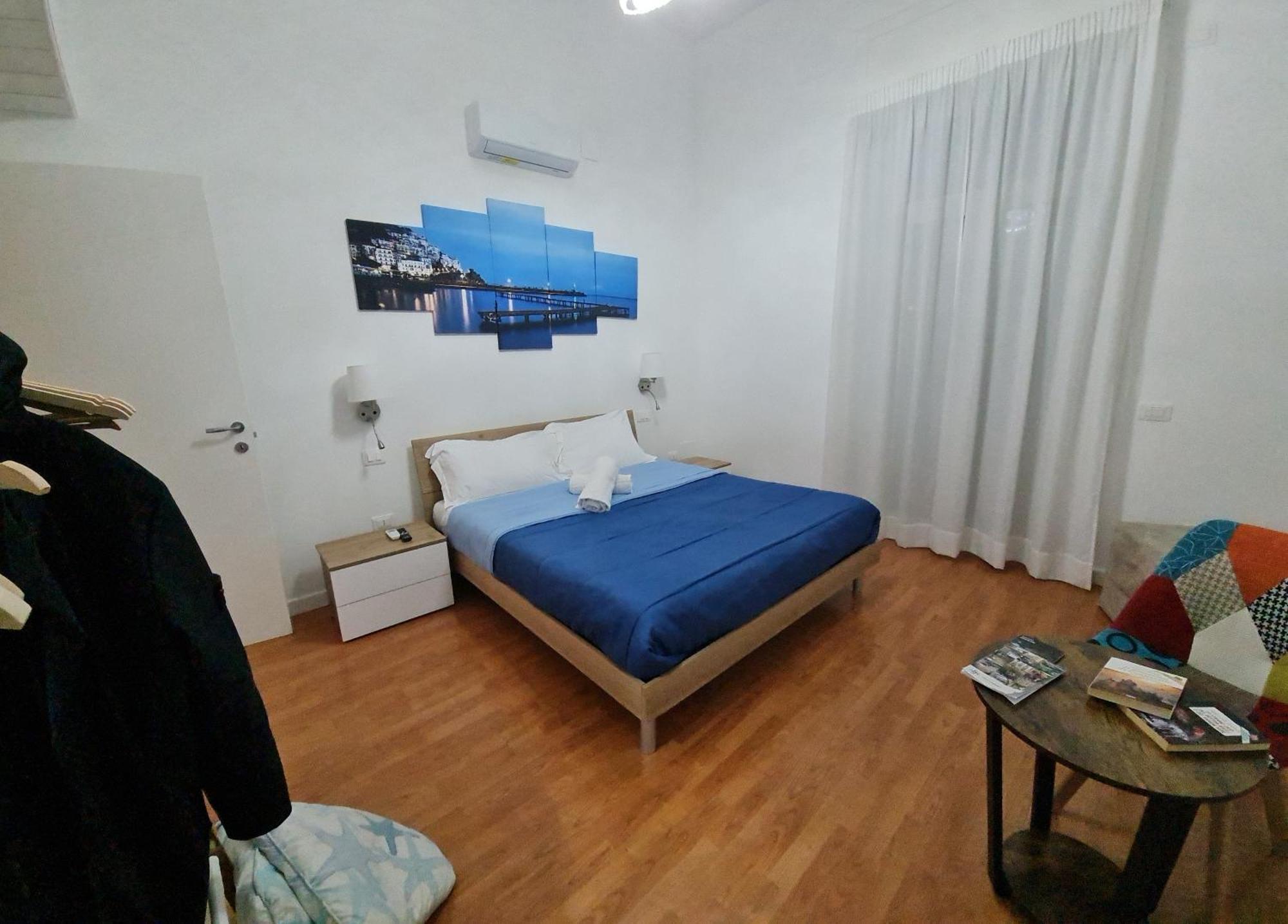 Mare Fuori B&B Salerno Cameră foto